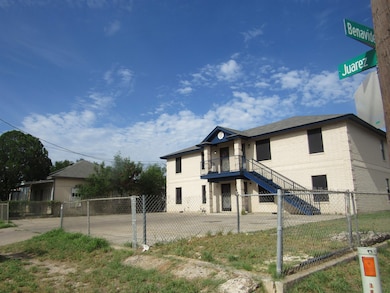 1420 Juarez Ave unit 2, Laredo, TX 78040 - photo 2