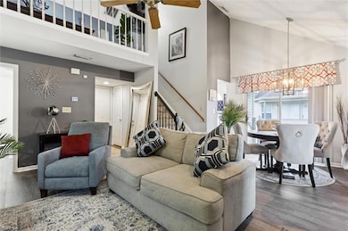 516 Thorncliff Dr unit 201, Newport News, VA 23608 - photo 3