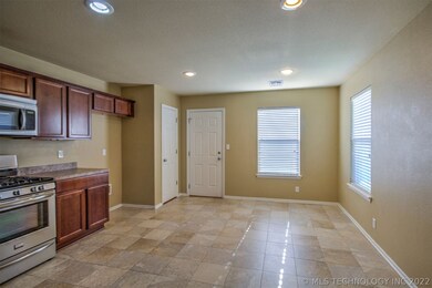2801 N 20th St, Broken Arrow, OK 74012 - photo 5