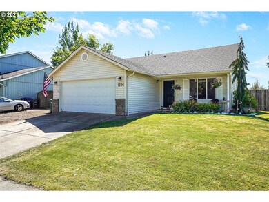 1204 S 6th St, Independence, OR 97351 - photo 2