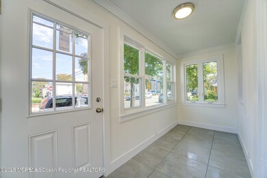 54 Main St unit 2, Keyport, NJ 07735 - photo 2