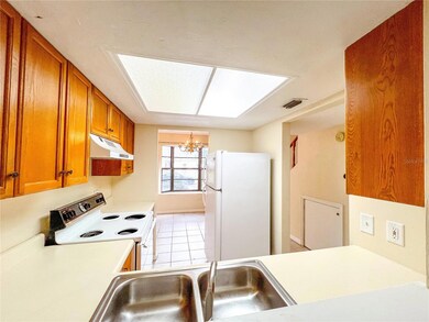 4532 SW 45th Dr, Gainesville, FL 32608 - photo 4