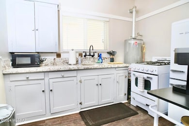 8E468C3B-FE60-474E-BC5B-6D28AF47823C_1_1