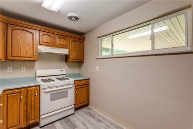 Lots of Natural Light and new floor