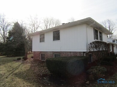 2207 N Brookside Blvd, Genoa, OH 43430 - photo 3
