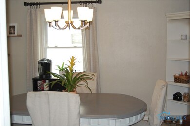 3735 Elmhurst Rd, Toledo, OH 43613 - photo 3