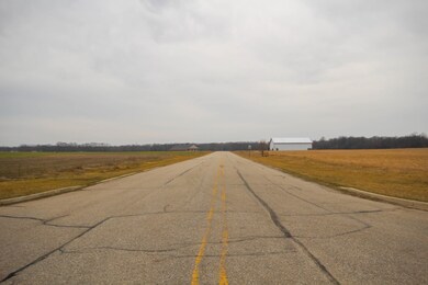 0 Hov Aire Dr unit 5.58 Acres 25035143, Three Rivers, MI 49093 - photo 4