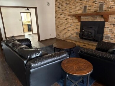 2330 Clark Ave, Parsons, KS 67357 - photo 6