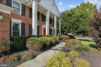 9017 Falls Chapel Way, Potomac, MD 20854 - photo 7