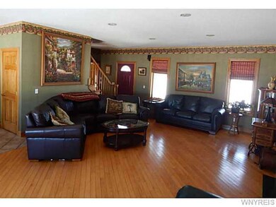 Family Room Hardwood floors