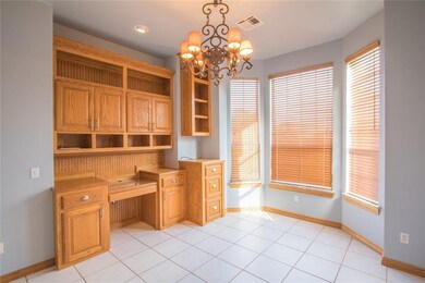 2121 NE 15th St, Moore, OK 73160 - photo 6