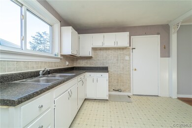 3825 W End Dr, Henrico, VA 23294 - photo 5