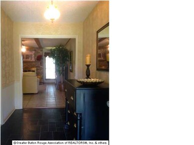 Large entrance with beautiful slate floor