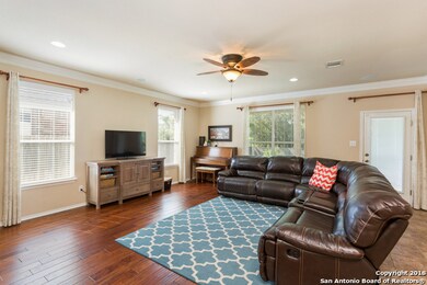8238 Piney Wood Run, San Antonio, TX 78255 - photo 6