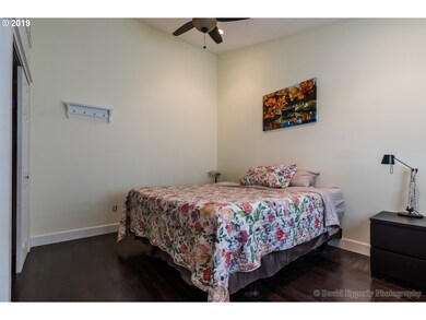 Bedroom, Primary