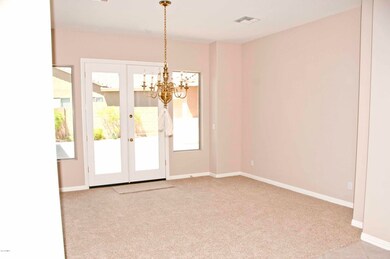5_DiningRoom
