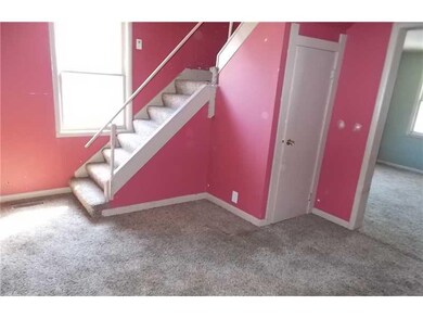 1304 W 3rd St, Anderson, IN 46016 - photo 4