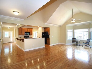 living1 [1024x768]