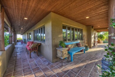 003_Wrap Around Patio