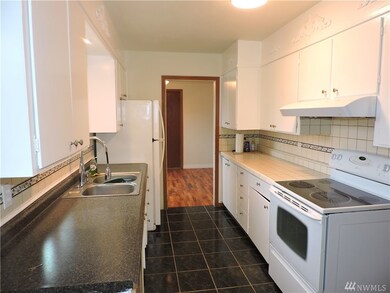 480 N James Ave, East Wenatchee, WA 98802 - photo 7