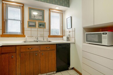 Extra Cabinet