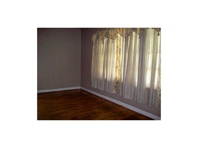 125 N Walnut St, Atlanta, IN 46031 - photo 5