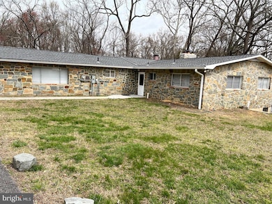 14201 Lancaster Ln, Bowie, MD 20715 - photo 2