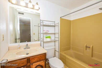 06-12300 E Drift Lane -6