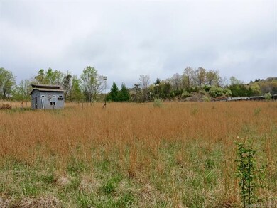 0 Sandy Hill Ln unit 3233330, Hendersonville, NC 28792 - photo 3
