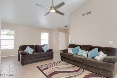 1314 E Escuda Dr, Phoenix, AZ 85024 - photo 5