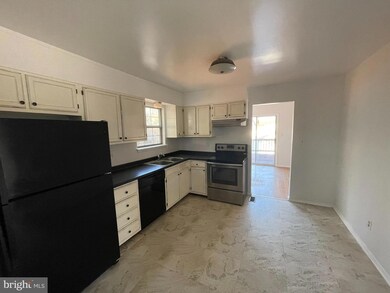 9120 Waltham Woods Rd, Parkville, MD 21234 - photo 2