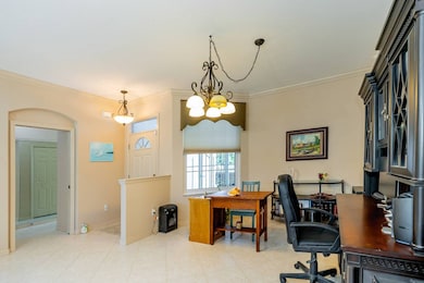 Formal Dining Rm