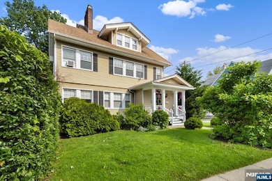 422 Valley Rd, Montclair, NJ 07043 - photo 4