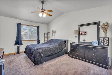 11 E Diehl Ave, Des Moines, IA 50315 - photo 7