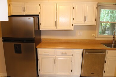 594 S Edgewood Ave, Elmhurst, IL 60126 - photo 7