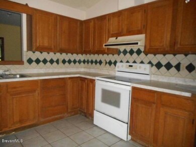 kitchen (2)
