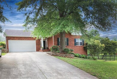 205 Knox St, Statesville, NC 28677 - photo 2