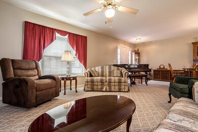 8006 Aspen Green Lane-21