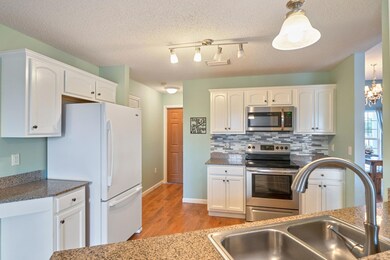 great kitchen