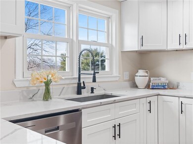 34 Dwight St, Cumberland, RI 02864 - photo 5