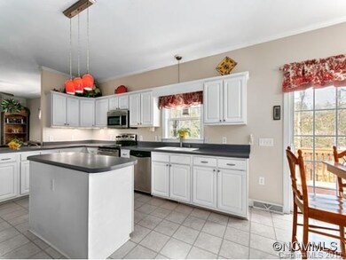 644 Southern Pines Place, Leicester, NC 28748 - photo 5