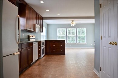 Large kitchen with upgraded cabinets