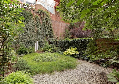 29 Vandam St, New York, NY 10013 - photo 6