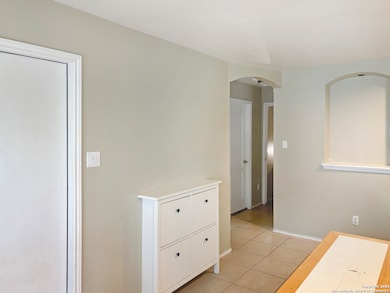 10730 S Shaenridge, San Antonio, TX 78254 - photo 3