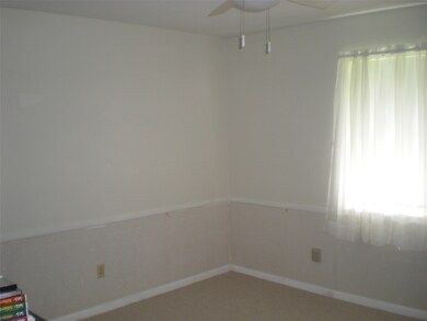 22045 Britt Oaks Dr, Alvin, TX 77511 - photo 7