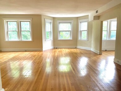 18 Dean Rd unit 3, Brookline, MA 02445 - photo 6