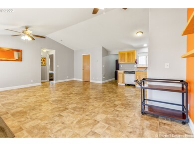 1175 Hayes St, Eugene, OR 97402 - photo 4