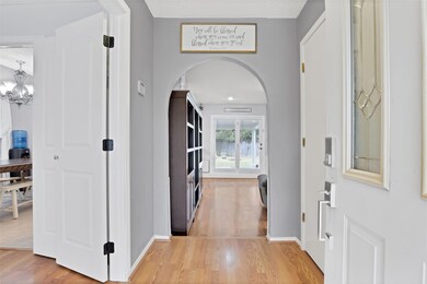 2304 Windsor Ct, Bedford, TX 76022 - photo 2