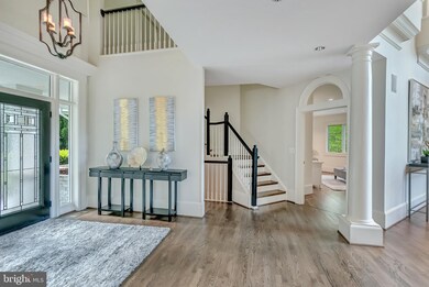 8513 Horseshoe Ln, Potomac, MD 20854 - photo 5