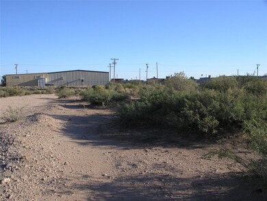 13754 Guerrero Dr, El Paso, TX 79928 - photo 6